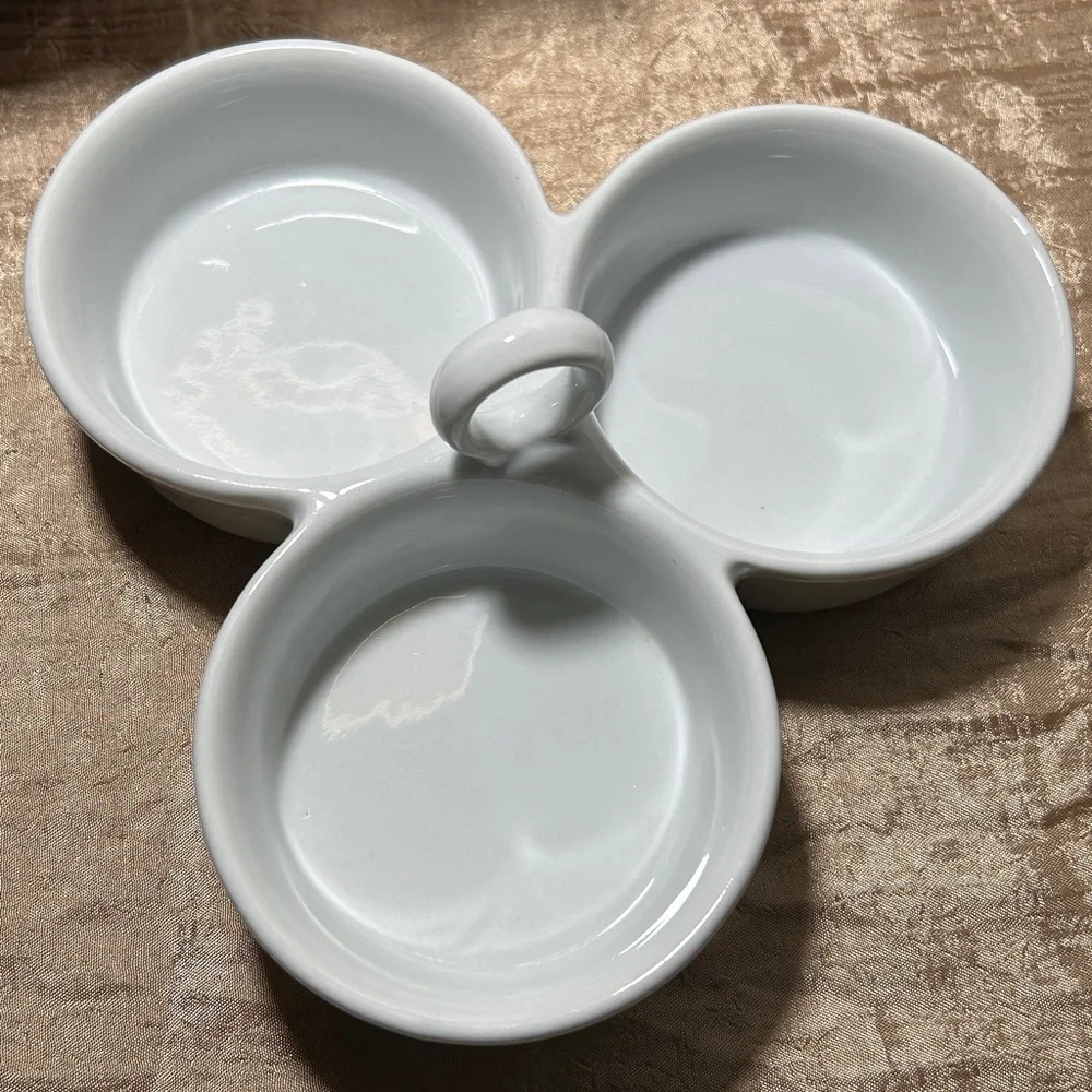 Pier 1 Condiment Dish Bowl White Porcelain 3 Section Center Handle Wavy Pattern
